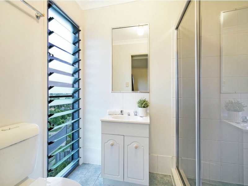 25 Tahan Crescent, Tanah Merah QLD 4128