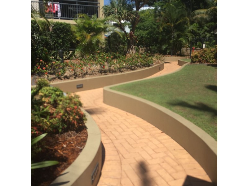 117/392 Marine Parade, Labrador QLD 4215