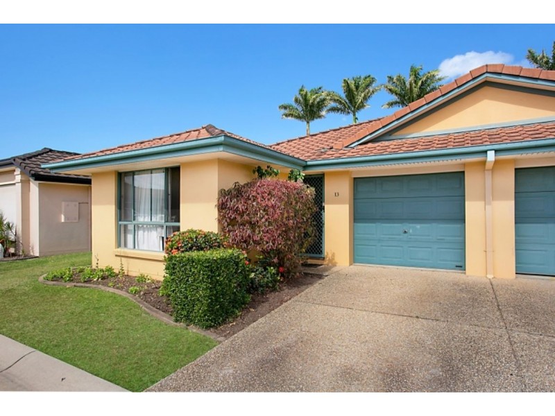 13/2 Anaheim Drive, Helensvale QLD 4212