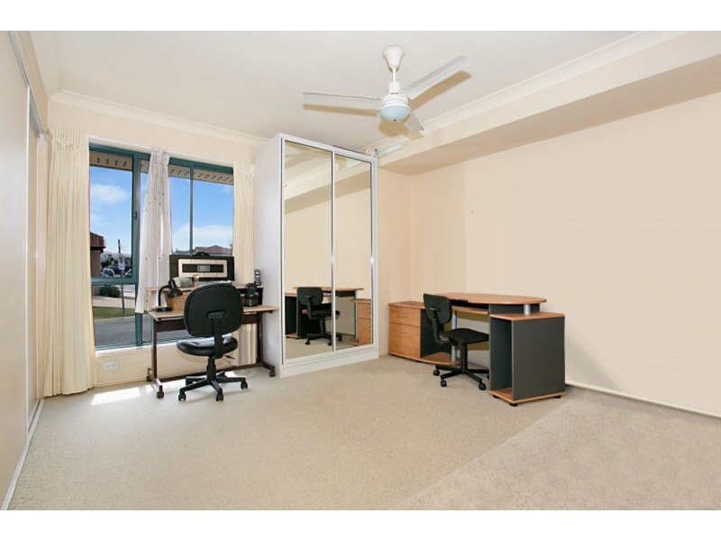 13/2 Anaheim Drive, Helensvale QLD 4212