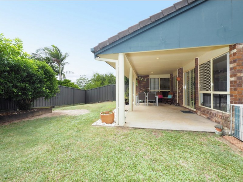 6 Mersing Court, Tanah Merah QLD 4128