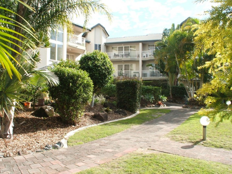 34/37 Bayview Street, Runaway Bay QLD 4216