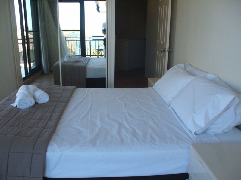 28/452 Marine Parade, Biggera Waters QLD 4216