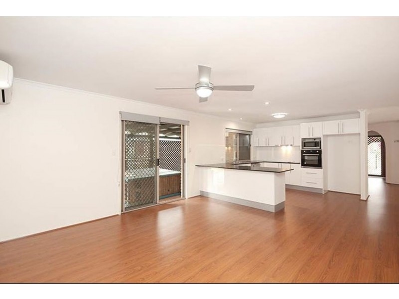 7 Kristine Avenue, Goodna QLD 4300