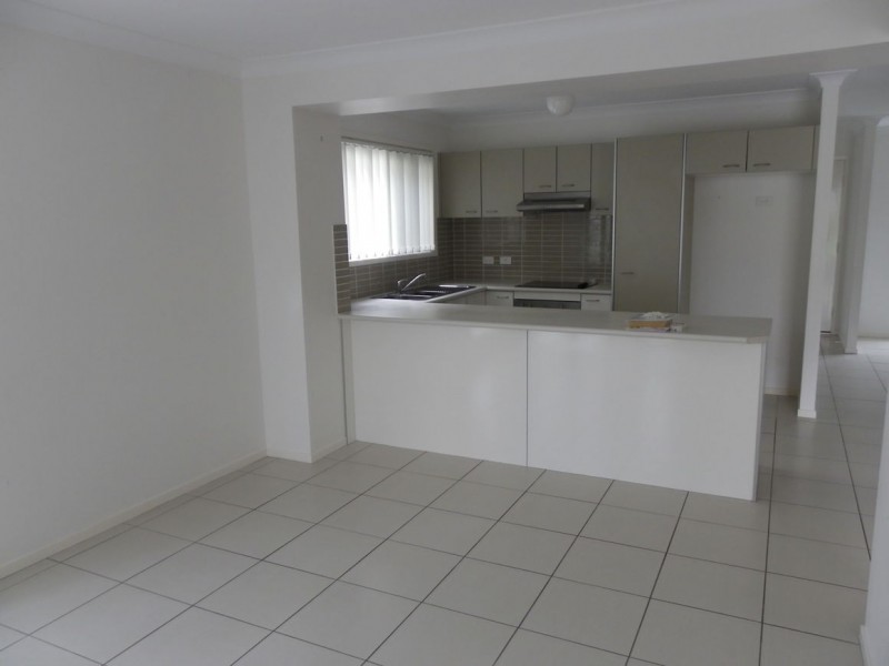 43/99 Peverell Street, Hillcrest QLD 4118