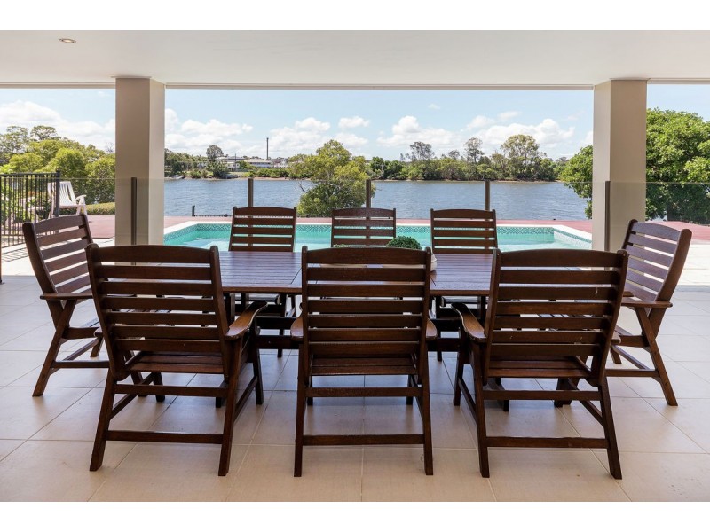 27 North Bank Court, Helensvale QLD 4212