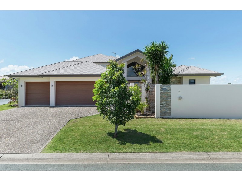 27 North Bank Court, Helensvale QLD 4212