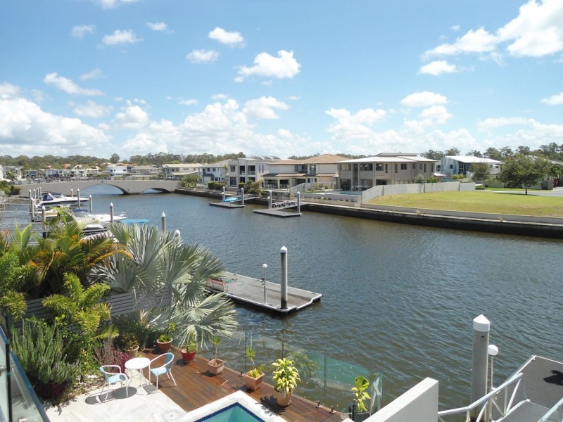 2/14 East Quay Drive, Biggera Waters QLD 4216