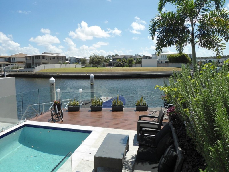2/14 East Quay Drive, Biggera Waters QLD 4216