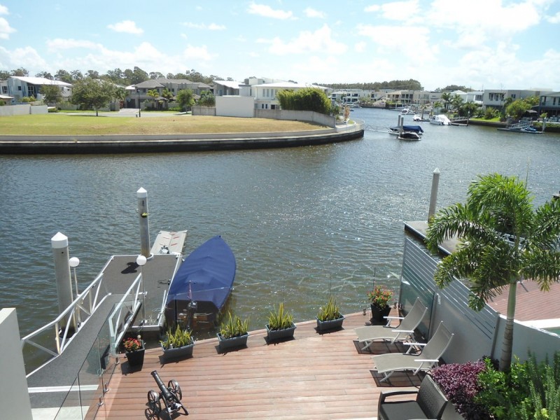 2/14 East Quay Drive, Biggera Waters QLD 4216