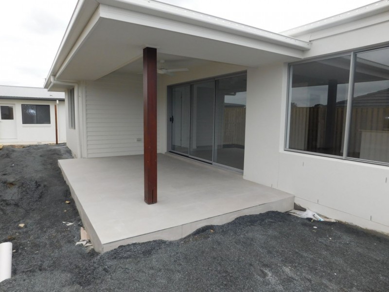 14 Pidgeon Street, Pimpama QLD 4209