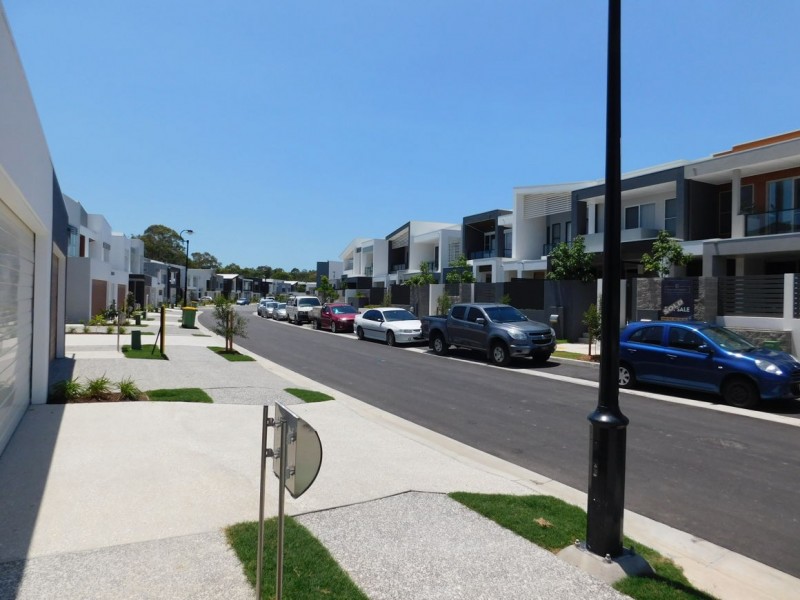 83 Florabella Drive, Robina QLD 4226