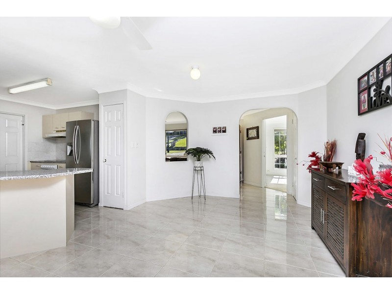 5 Pelewan Court, Tanah Merah QLD 4128