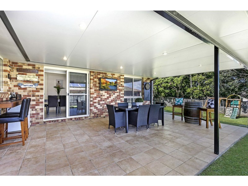 5 Pelewan Court, Tanah Merah QLD 4128