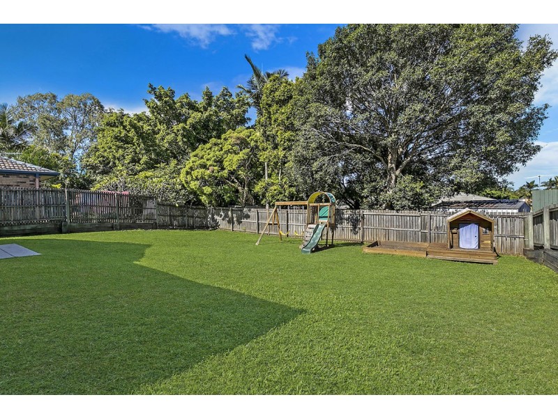 5 Pelewan Court, Tanah Merah QLD 4128