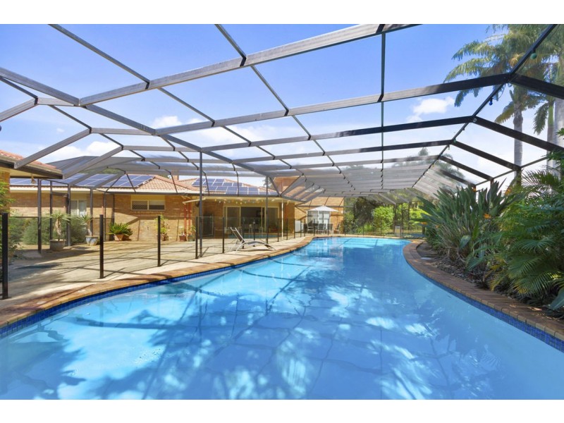 46 Riverdowns Crescent, Helensvale QLD 4212