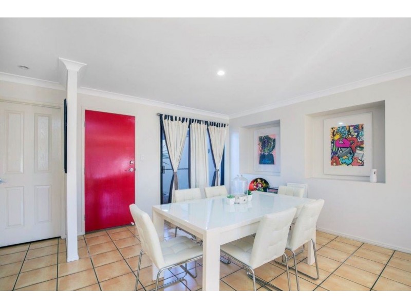 11/1 Secondary Street, Upper Coomera QLD 4209