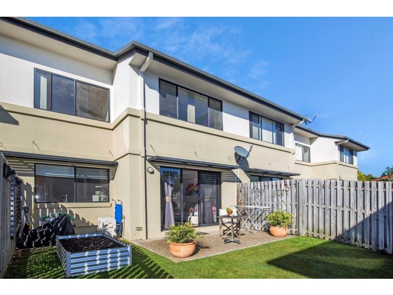 11/1 Secondary Street, Upper Coomera QLD 4209