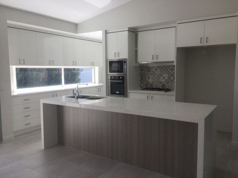 16 Paluma Crescent, Pimpama QLD 4209