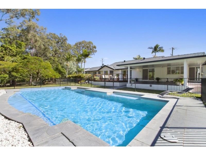 39 Clarence Drive, Helensvale QLD 4212