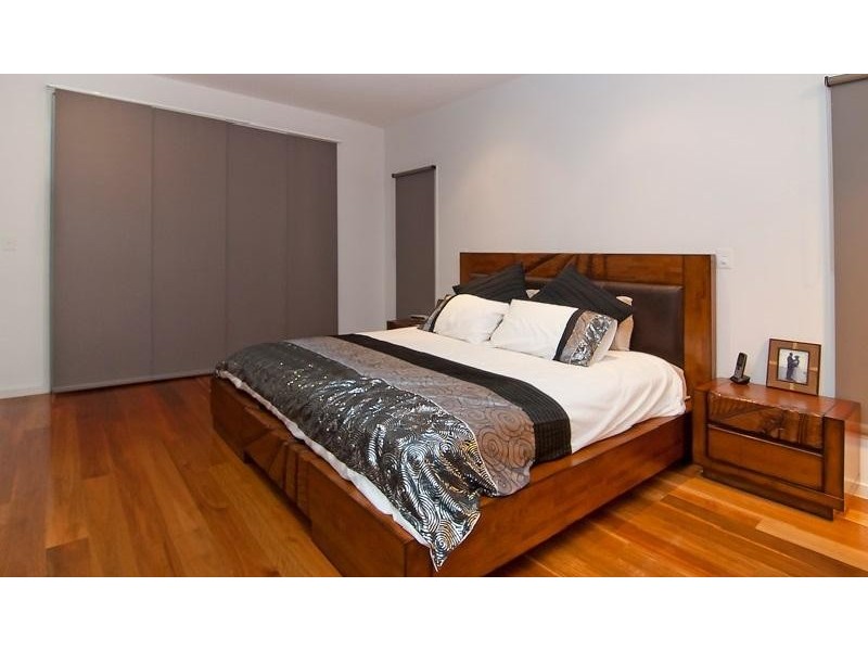 33 Yarabah Cres, Shailer Park QLD 4128
