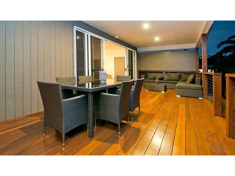 33 Yarabah Cres, Shailer Park QLD 4128