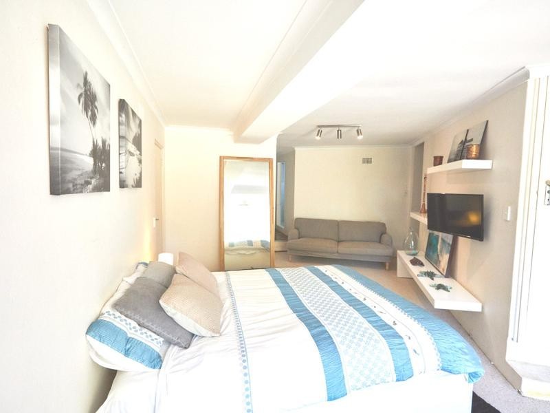 13 Acacia Road, Seaforth NSW 2092