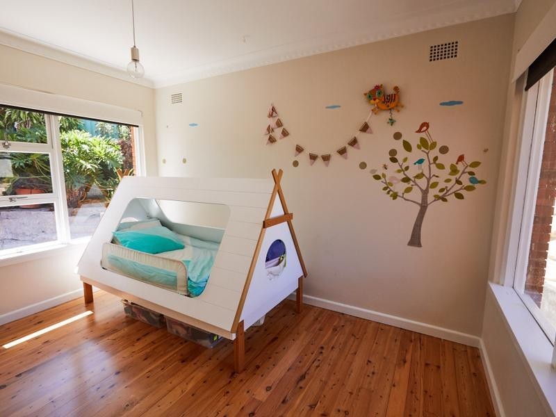 13 Acacia Road, Seaforth NSW 2092