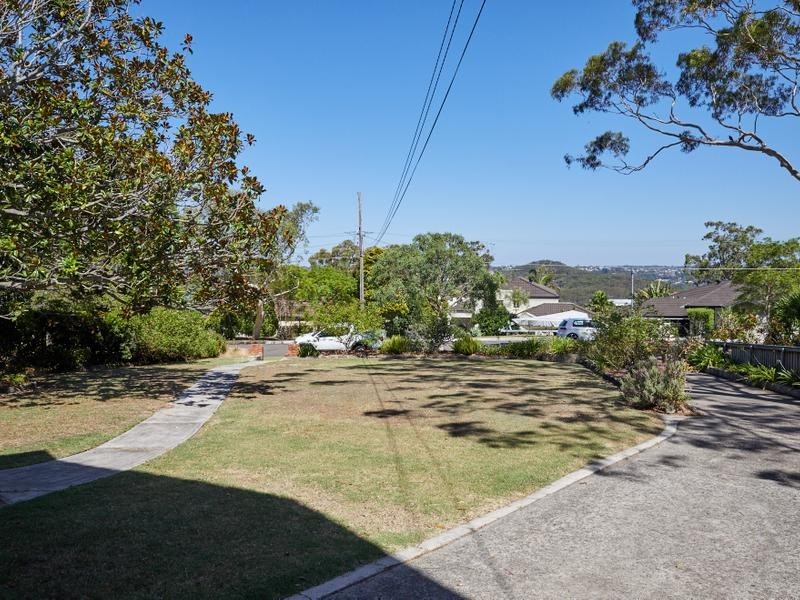 13 Acacia Road, Seaforth NSW 2092