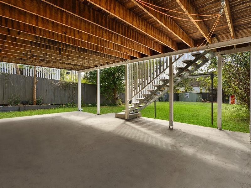 30 Somerset Street, Windsor QLD 4030