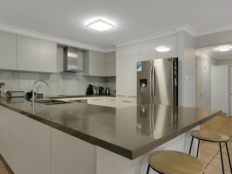 10 Bening Pl, Mcdowall QLD 4053