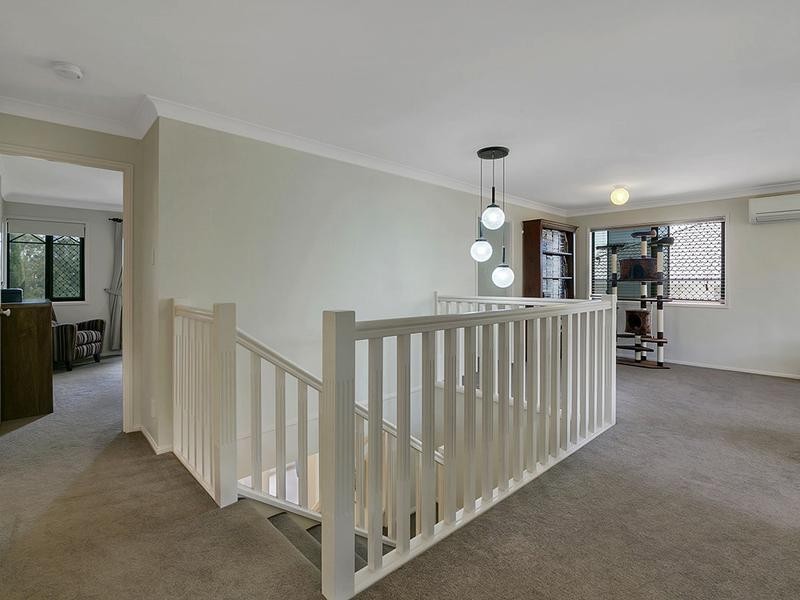 10 Bening Pl, Mcdowall QLD 4053