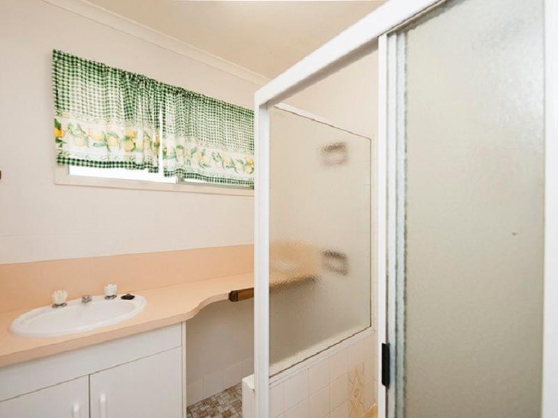 80 Shaw Street, New Auckland QLD 4680