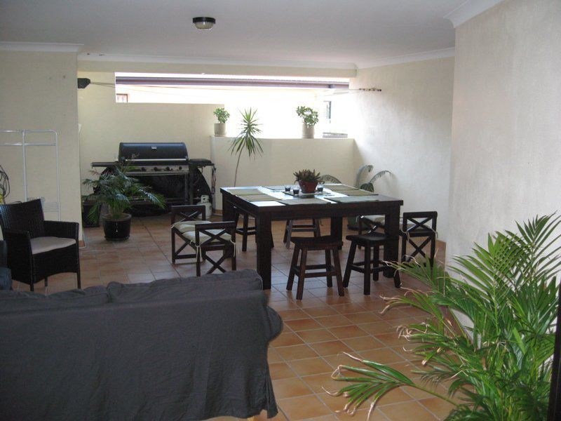 12/2-4 Henry Street, Redcliffe QLD 4020