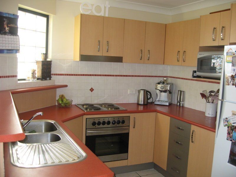 12/2-4 Henry Street, Redcliffe QLD 4020