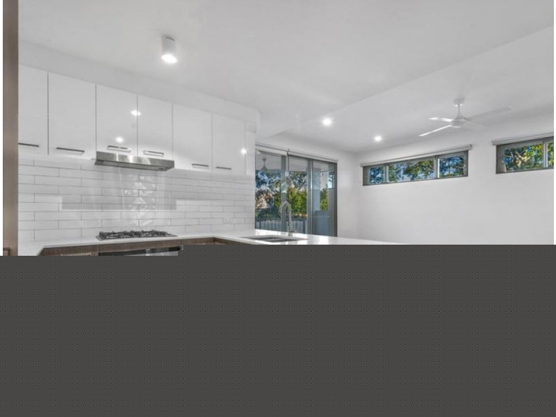 21 Curtis Street, Norman Park QLD 4170