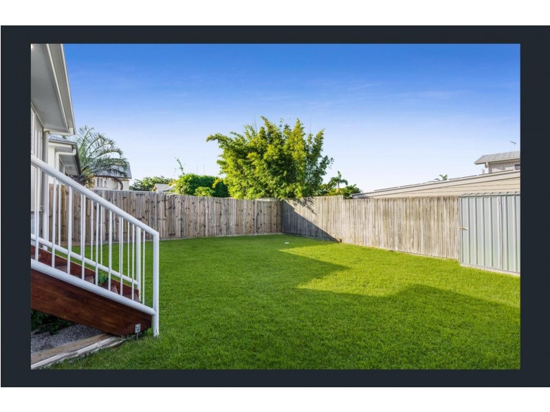 17 Sunflower Street, Wynnum QLD 4178