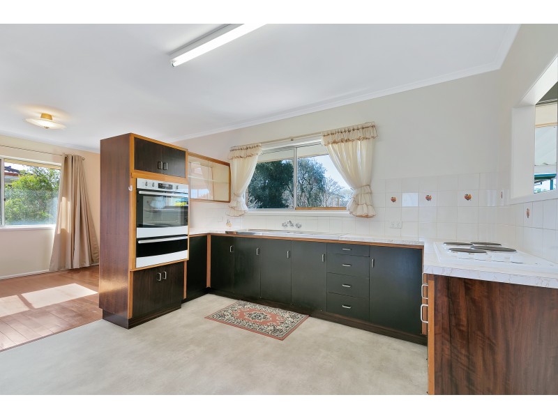 9 Pacific Street, Chermside West QLD 4032