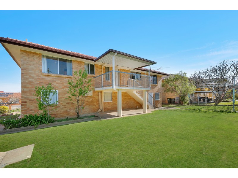 9 Pacific Street, Chermside West QLD 4032