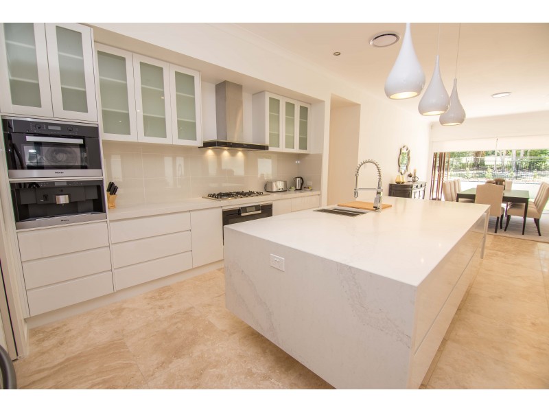 22 Oasis Drive, Noosa Heads QLD 4567