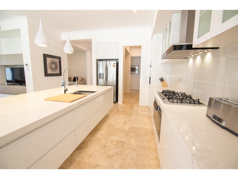 22 Oasis Drive, Noosa Heads QLD 4567