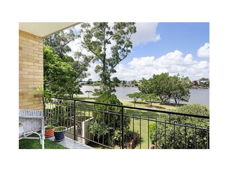 8/98 Oxlade Drive, New Farm QLD 4005