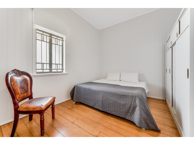 160 Kitchener Road, Hendra QLD 4011