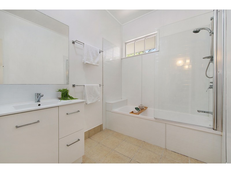 98 Timms Road, Everton Hills QLD 4053