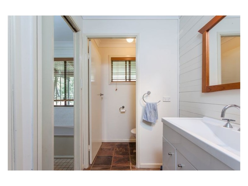 14 Eversham Drive, Modanville NSW 2480