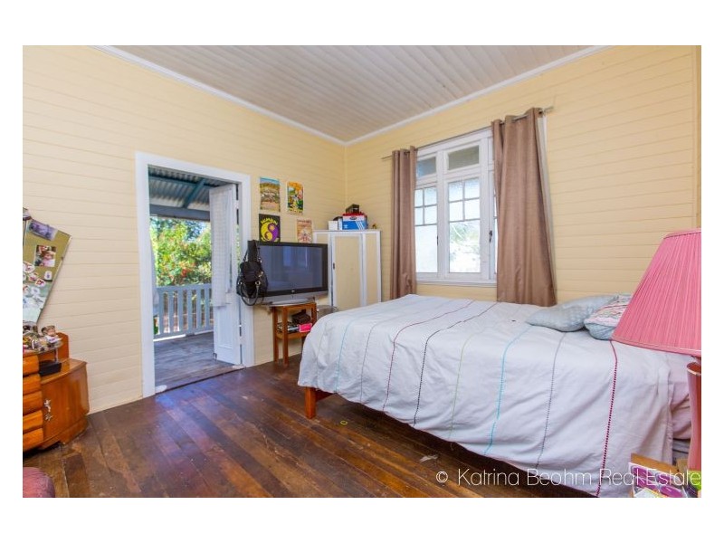 10 Sibley Street, Nimbin NSW 2480