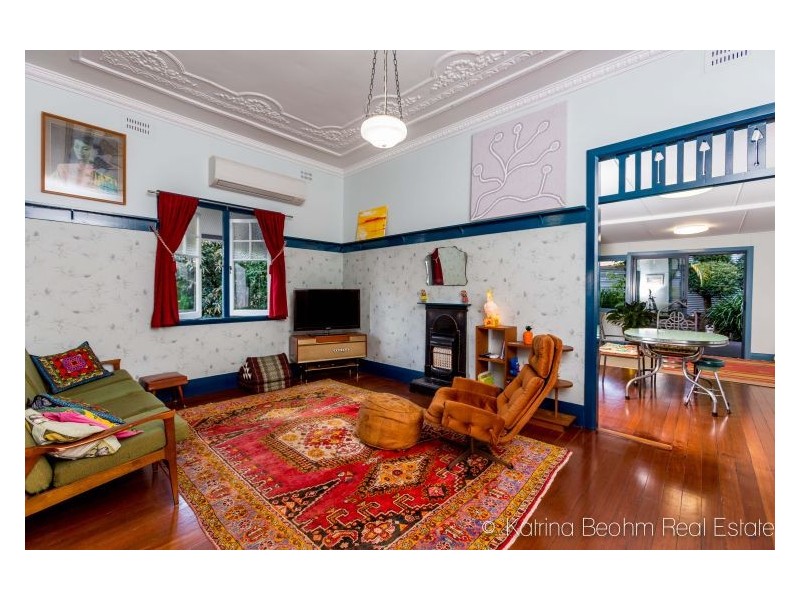 10 Allen Street, Girards Hill NSW 2480