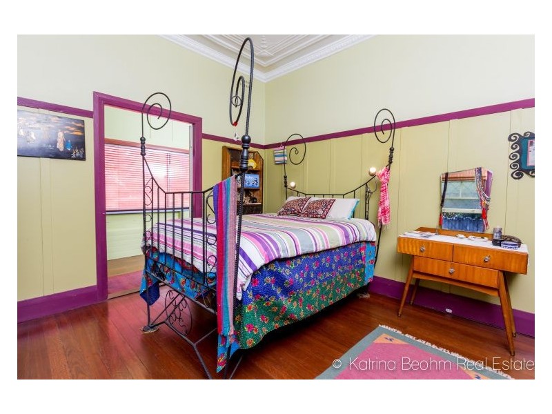 10 Allen Street, Girards Hill NSW 2480