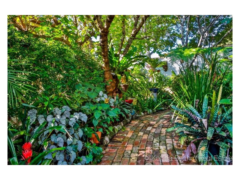 10 Allen Street, Girards Hill NSW 2480