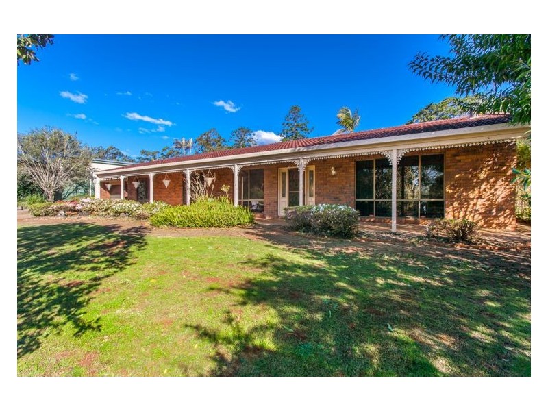 15 Highview Crescent, Modanville NSW 2480